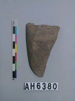 藏品(磨製石斧)的圖片